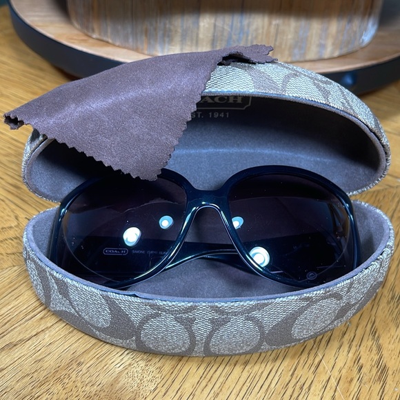 HTF COACH SIMONE SUNGLASSES WITH CASE - Picture 16 of 16